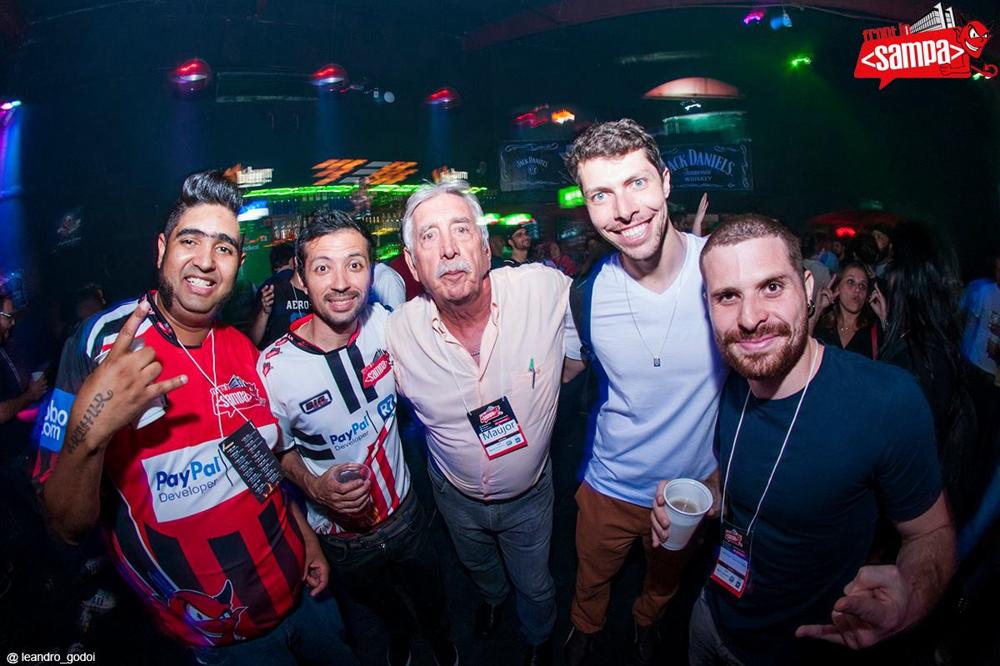 Front in Sampa 2014